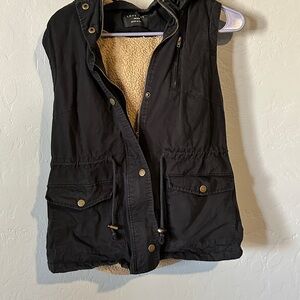 Love Tree Black Hooded Vest with Sherpa Lining